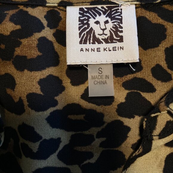 Anne Klein Leopard Print Relaxed Fit Roll Tab Sleeves Pullover Size S - Picture 5 of 9